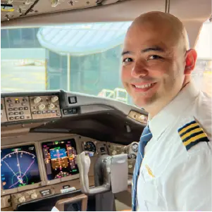 Julian Alarcon - Boeing 777 First Officer and Flight Instructor